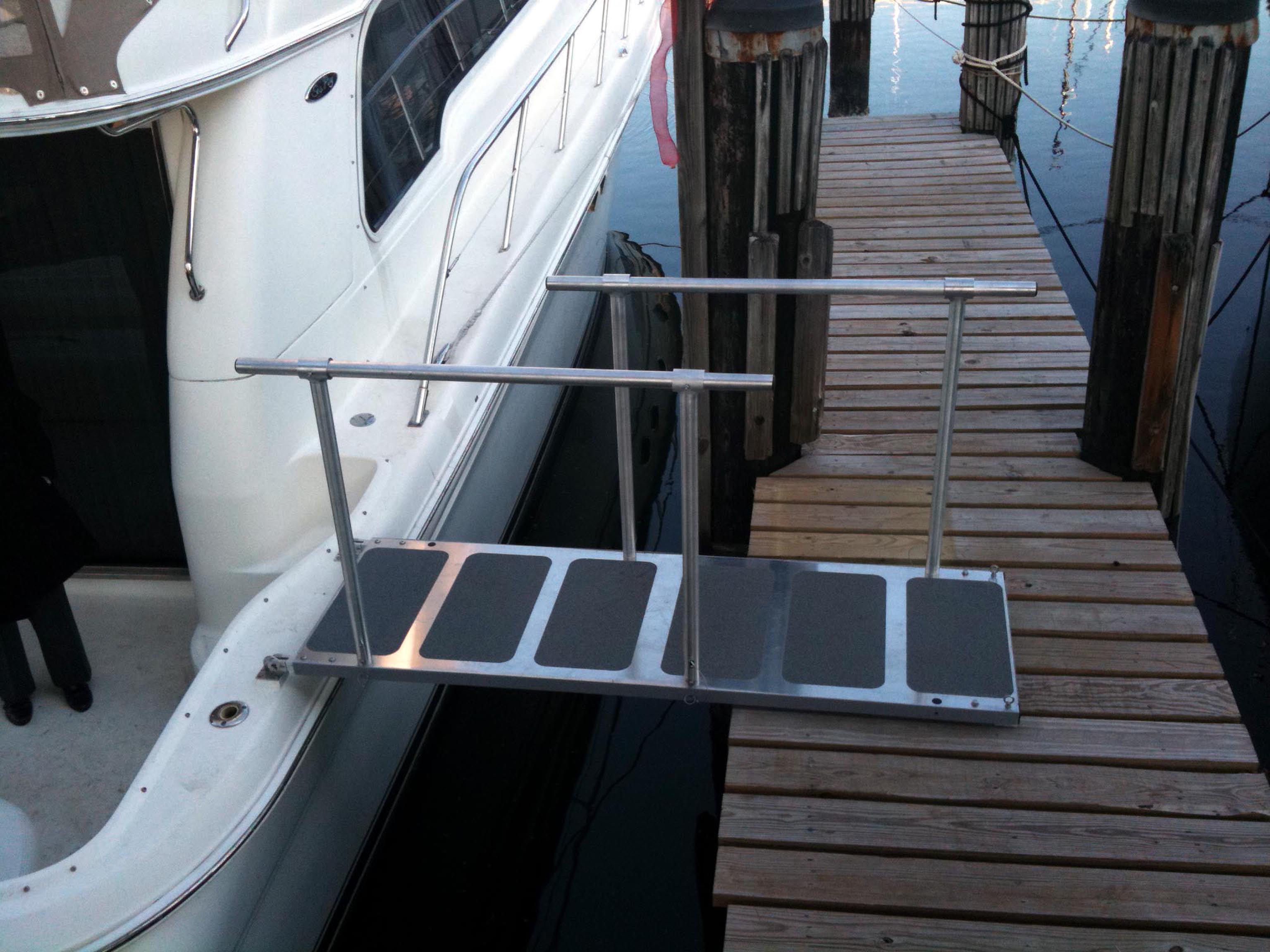 boat boarding ramps,Passerelle,solution,STEADI-PLANK ...